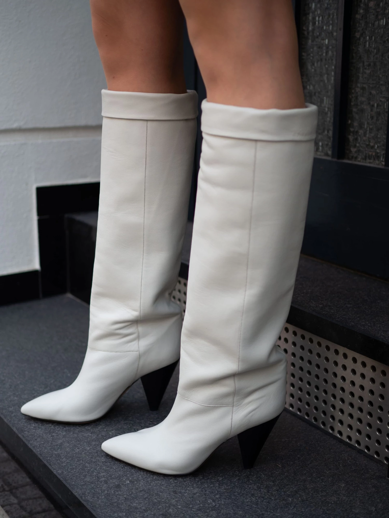 Isabel Marant LOENS HIGH BOOTS / Ecru 6 Isabel Marant LOENS HIGH BOOTS / Ecru