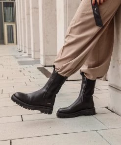 Copenhagen Studios Most Wanted CPH1000 (2022) | Vitello Black