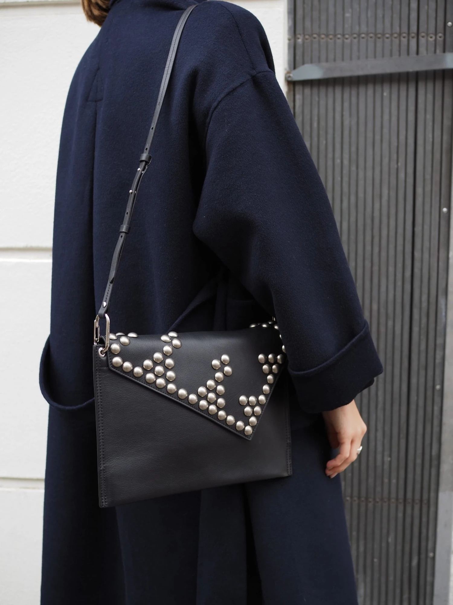 Isabel Marant TRYNE STUDS / Black Accessoires 4 Isabel Marant TRYNE STUDS / Black Accessoires