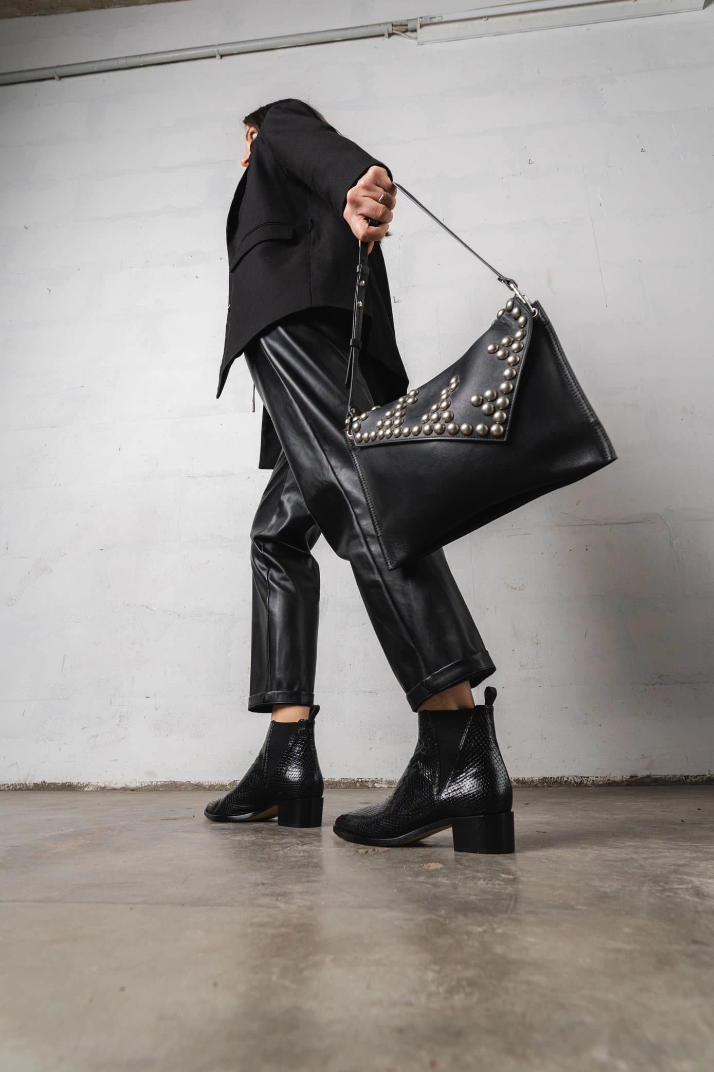 Isabel Marant TRYNE STUDS / Black Accessoires