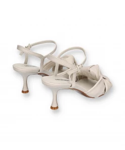 Lola Cruz SANDAL KNOT 076Z14BK | Off White