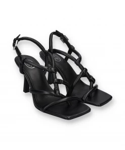 ASH MASK | Black Heels